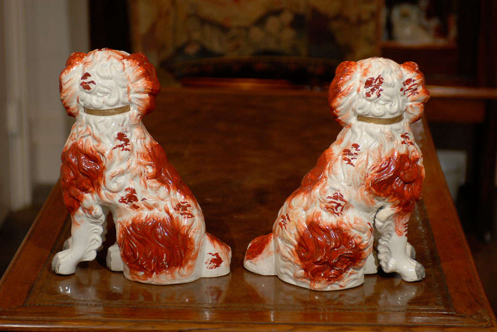 Very Rare Large Pair of English Staffordshire Dogs from the Victorian Era In Good Condition In Atlanta, GA