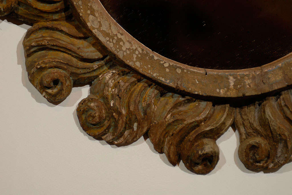 18th Century Carved Italian Round Mirror 3