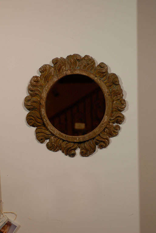 18th Century Carved Italian Round Mirror 4