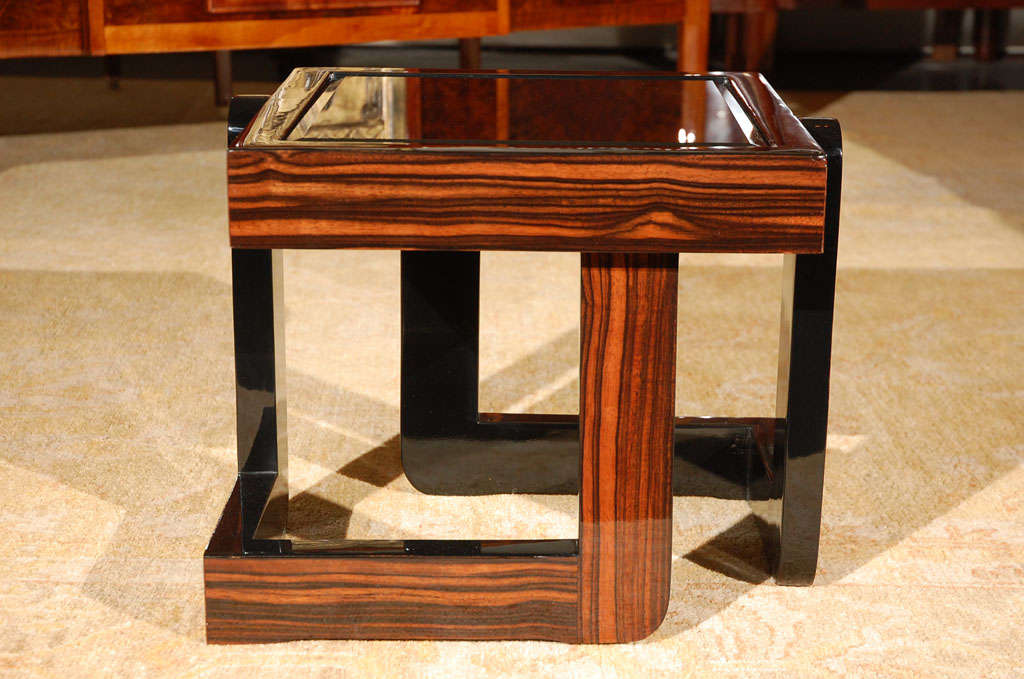 Art Deco Macassar Ebony and Black Lacquer Side Table 3