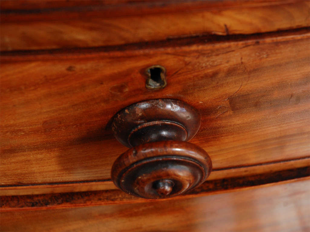 19th century mahogany chest of drawers. 1