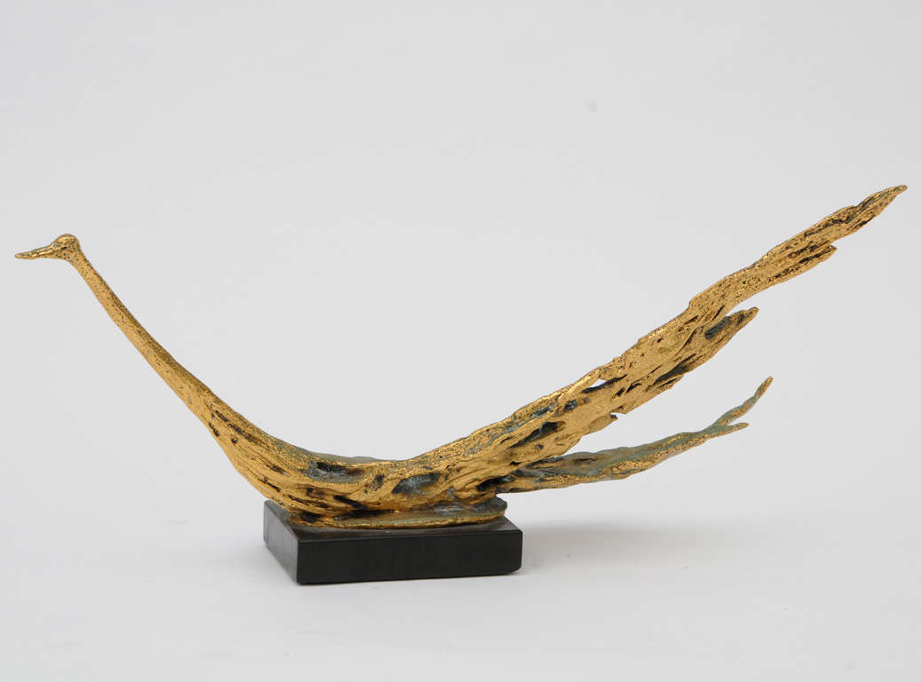 Américain Sculpture d'oiseau original en bronze Peggy Reventlow en vente