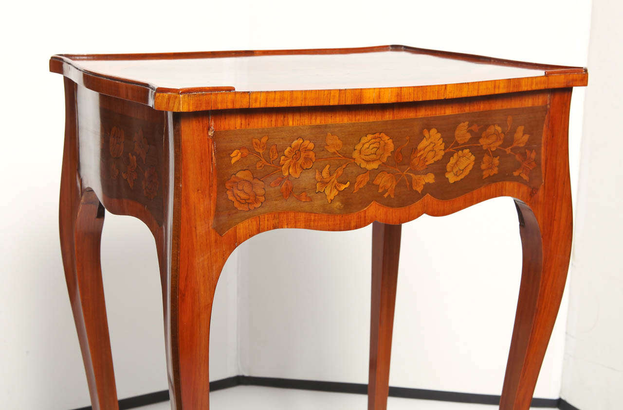 19th Century French Single Drawer Inlaid Side Table For Sale 4