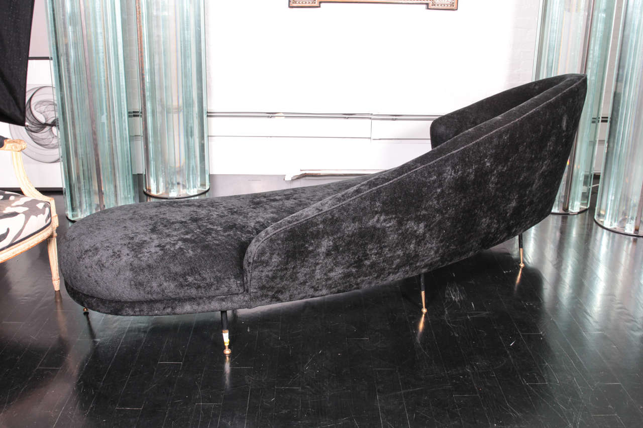 1960s Italian Chaise In Excellent Condition For Sale In New York, NY