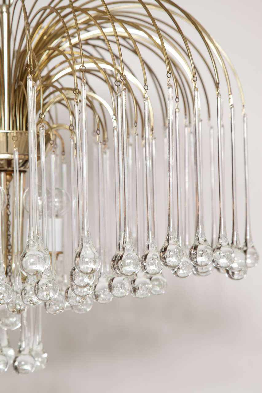 Italian Crystal Tear Drop Chandelier In Excellent Condition In New York, NY