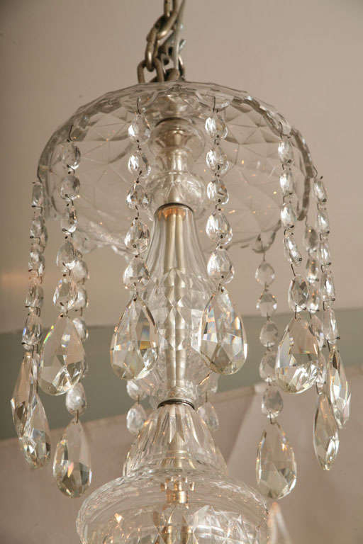 An English George II Style Two Tiered 12 Light Chandelier 1