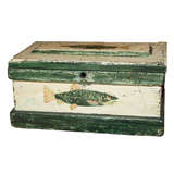 Old  Wooden  Trunk  Decoratored  Fish  Theme