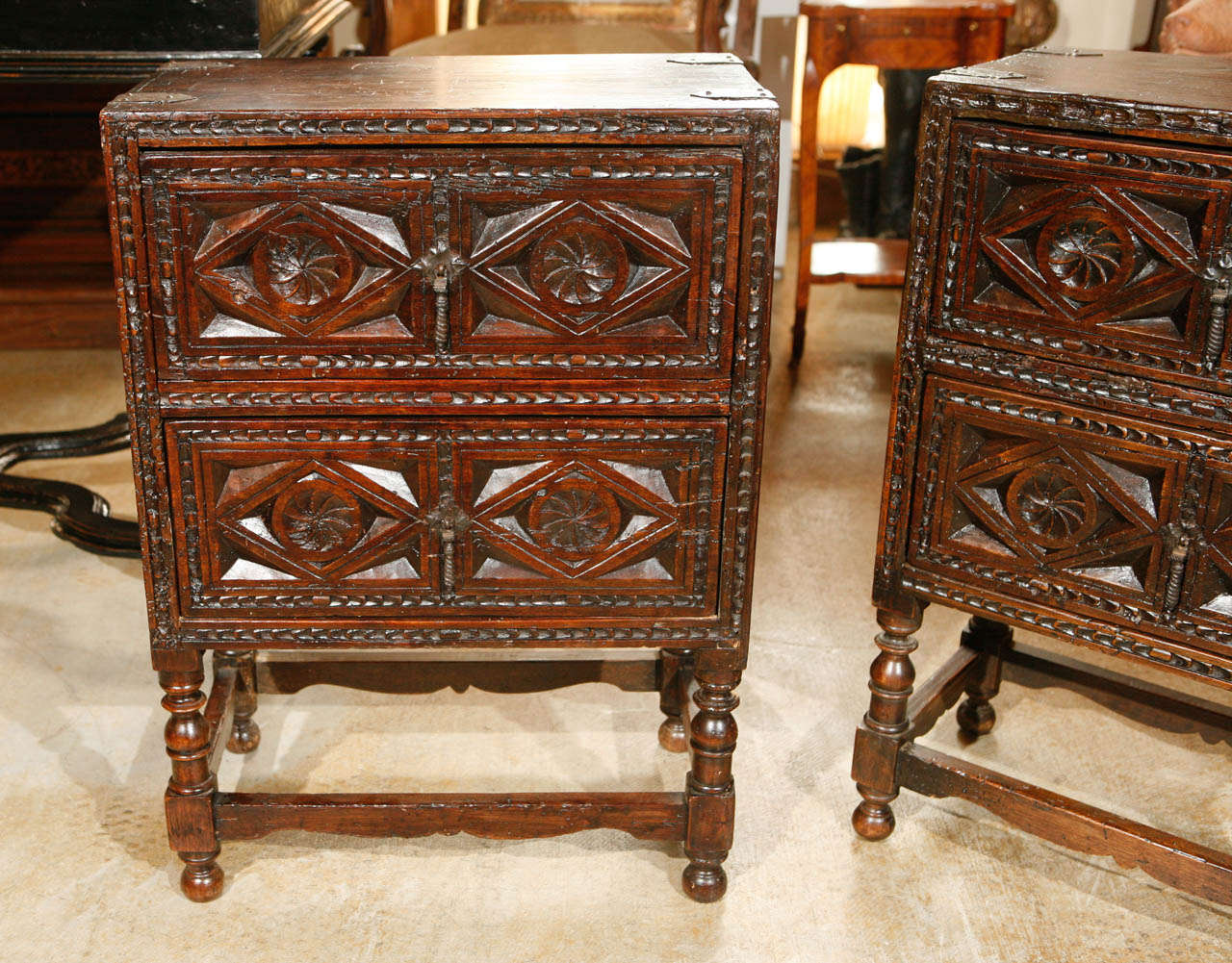 Pair of Low French Chests In Good Condition In Newport Beach, CA