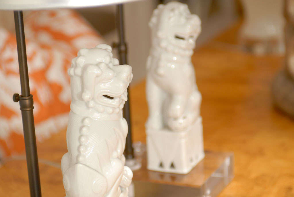 Pair of Vintage Foo Dog Lamps 3