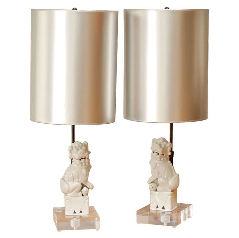 Pair of Vintage Foo Dog Lamps