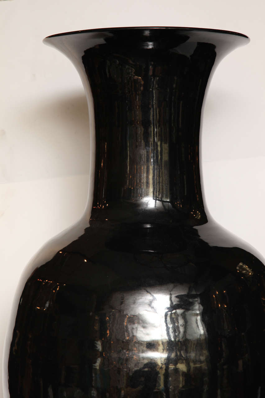 black chinese vases