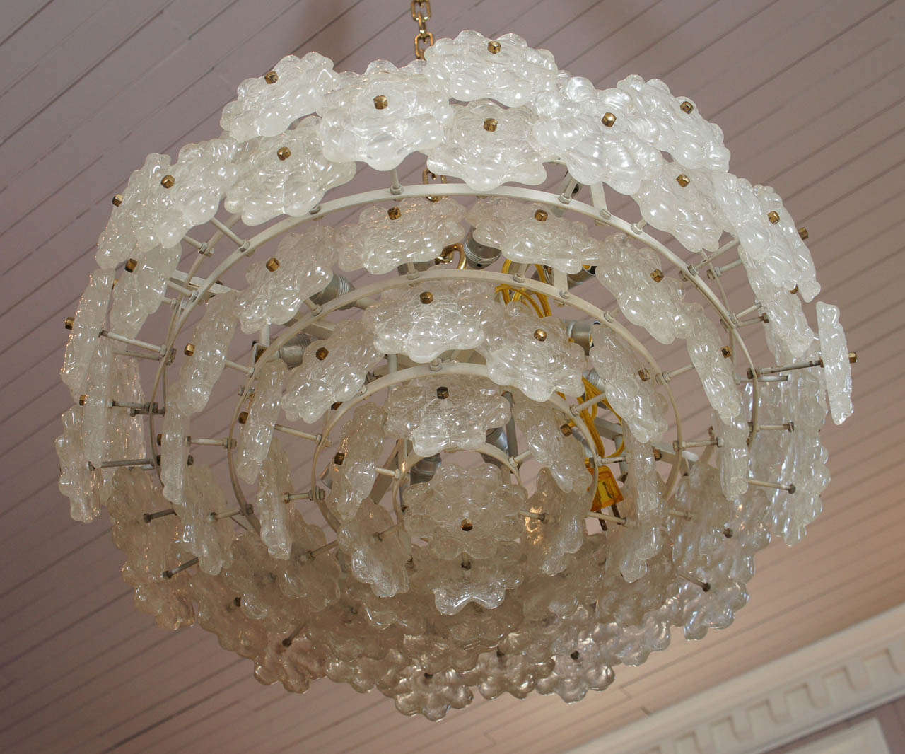 Lucite Floral Chandelier In Excellent Condition In Hudson, NY