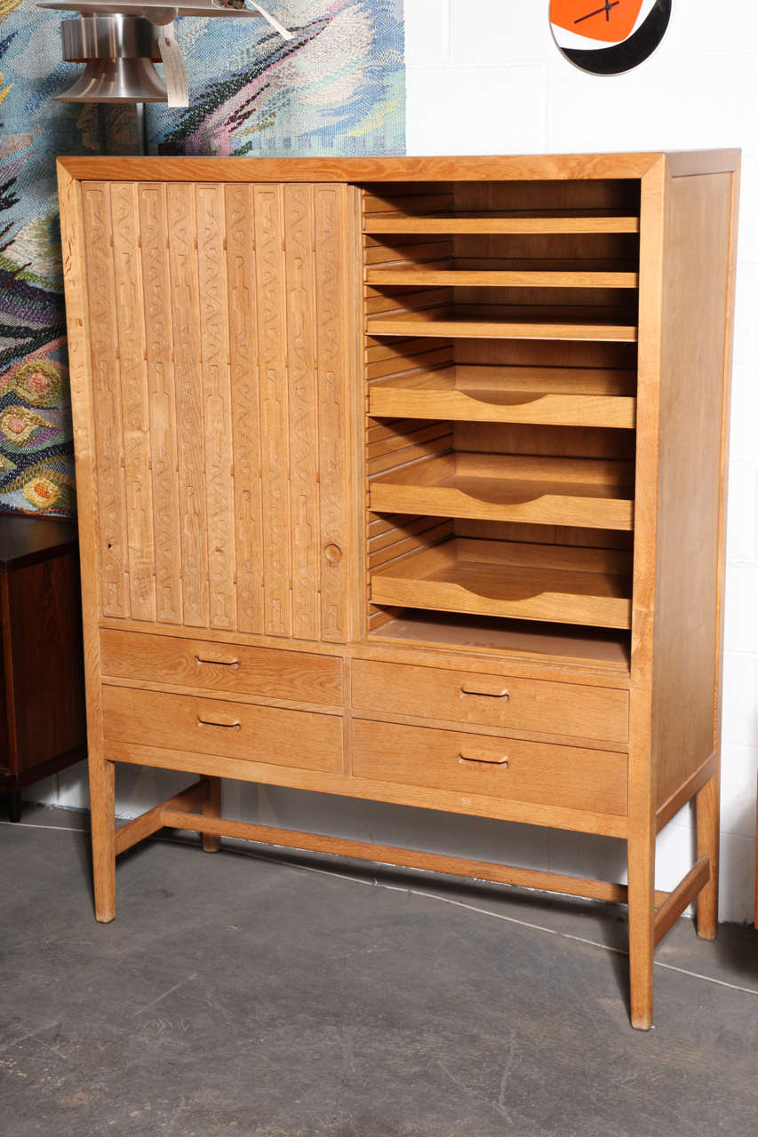 Scandinavian Modern Hans Wegner Oak Linen Press Cabinet for Laursen