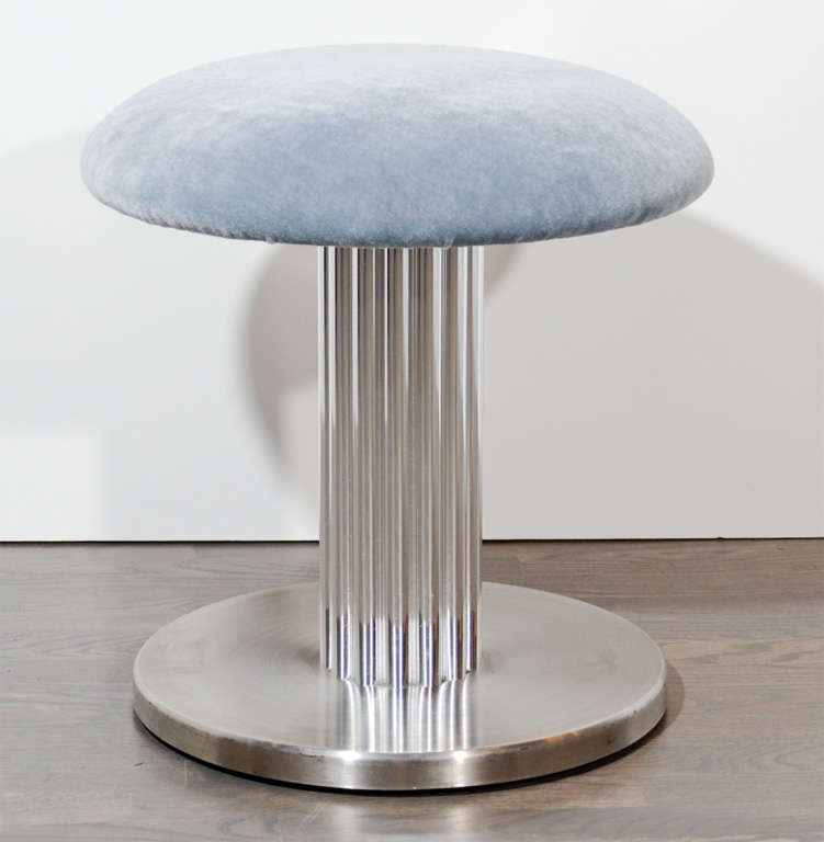 Modernist Swivel Vanity Stool with Fluted Pedestal In Excellent Condition In New York, NY