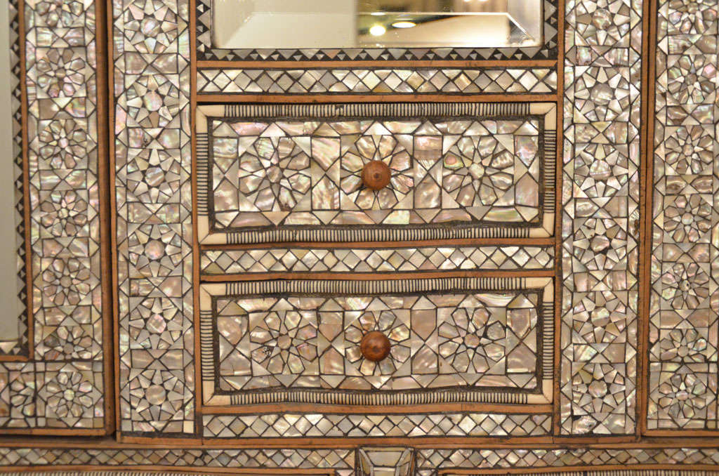 19th century wonderful Syrian mother of pearl wardrobe For Sale 2