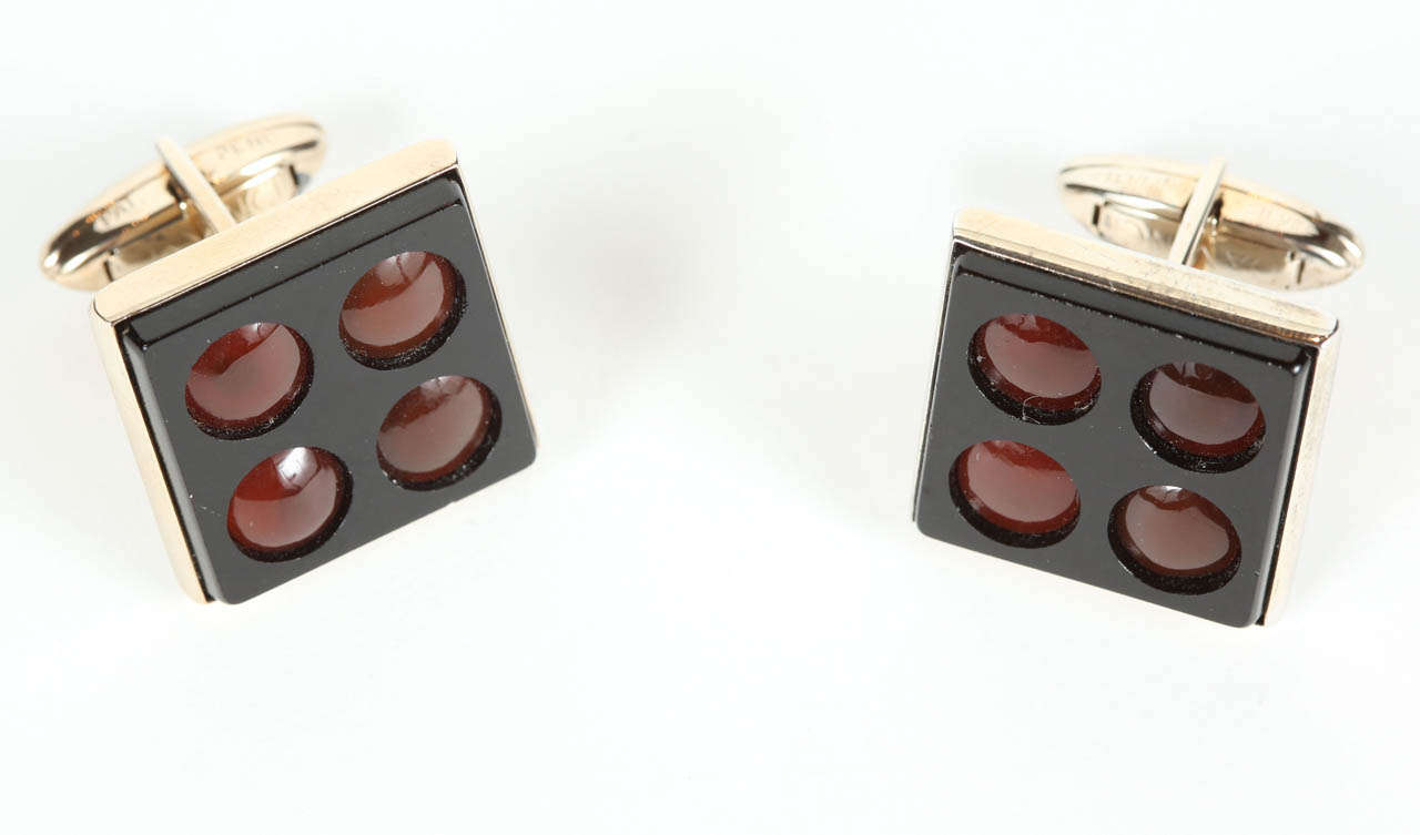 Pair of Sterling, Onyx & Carnelian Cufflinks by Da Vinci