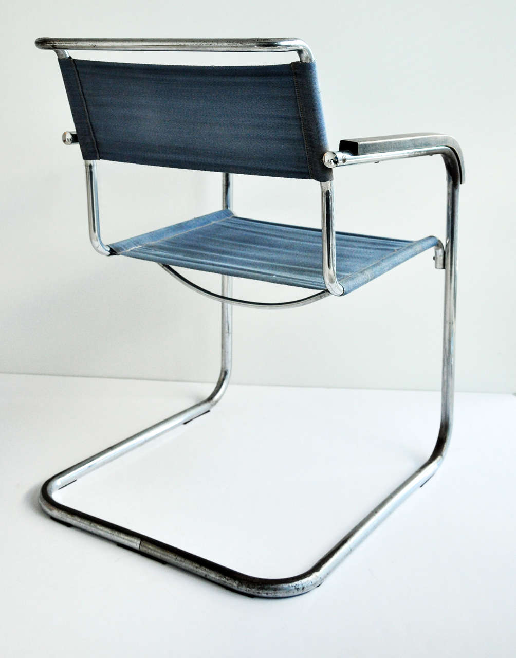 tubular steel chair marcel breuer