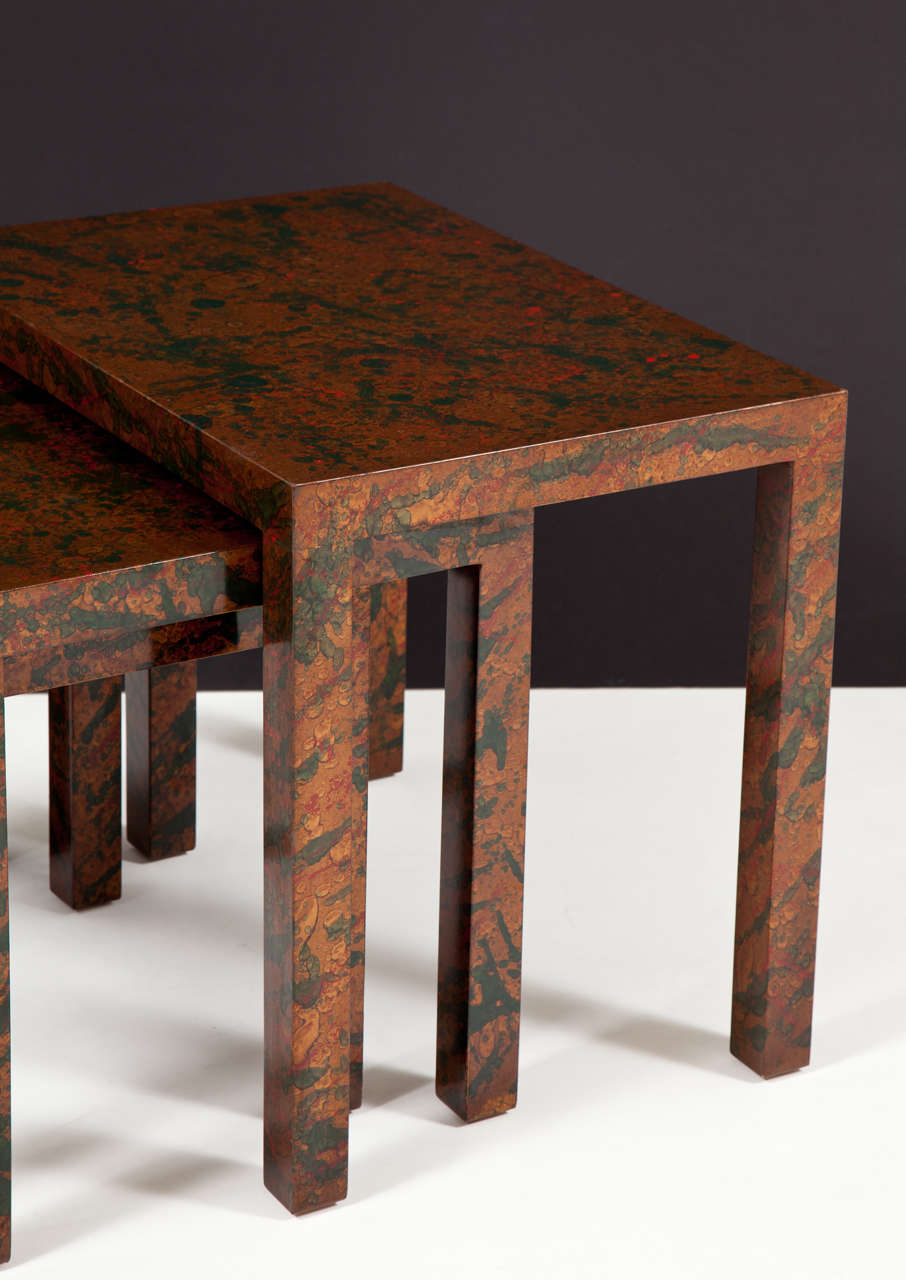 Oil Drop Lacquer Nesting Tables In Good Condition For Sale In New York, NY