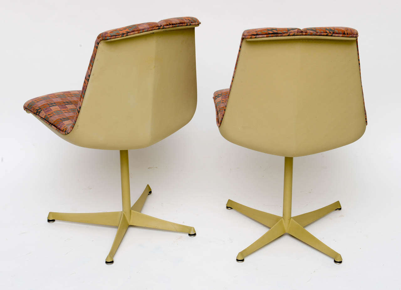 American Pair of Richard Schultz Metal Arts Collection Chairs For Knoll