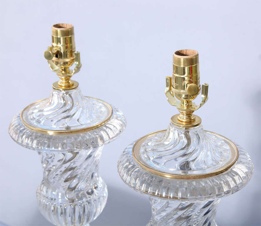 Mid-20th Century Pair of Paul Hanson Glass Urn Lamps