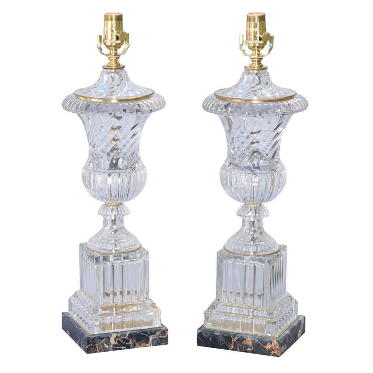 Pair Of Paul Hanson Glass Urn Lamps At 1stdibs Pair Of Paul Hanson Glass Urn Lamps For