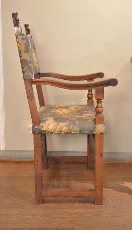 Set of Four Armchairs from Genova, 17th Century In Good Condition For Sale In Florence, IT