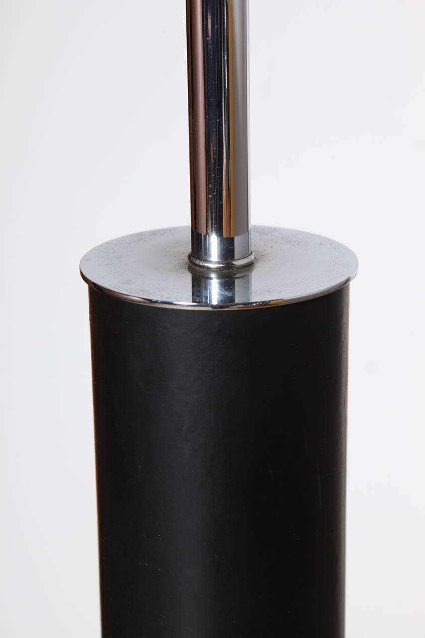 Tall Nessen Studios Black Leather Wrapped, Chrome & Glass Liner Shade Table Lamp For Sale 2