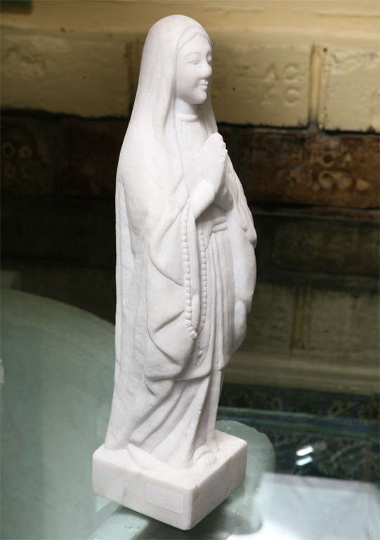 Oriental marble statue
