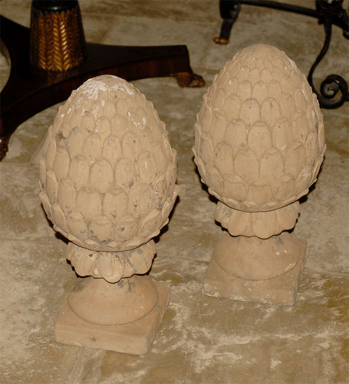 Pair of 20th Century Stone Pineapple Garden Statues / Ornaments 2