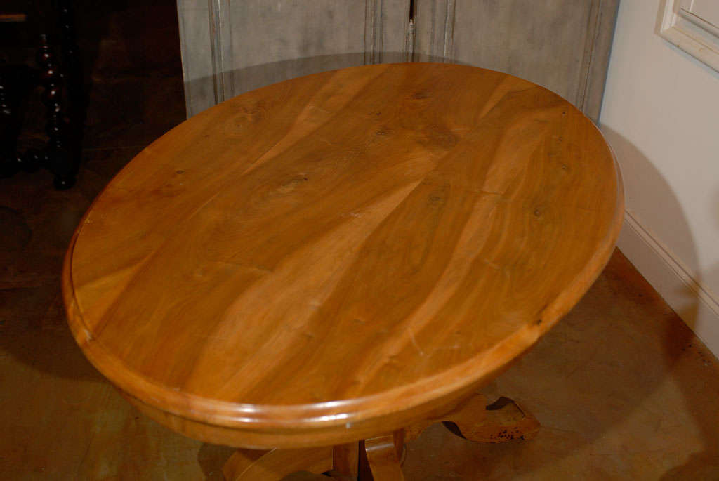French Oval 19th Century Louis-Philippe Walnut Centre Table with Pedestal Base 2