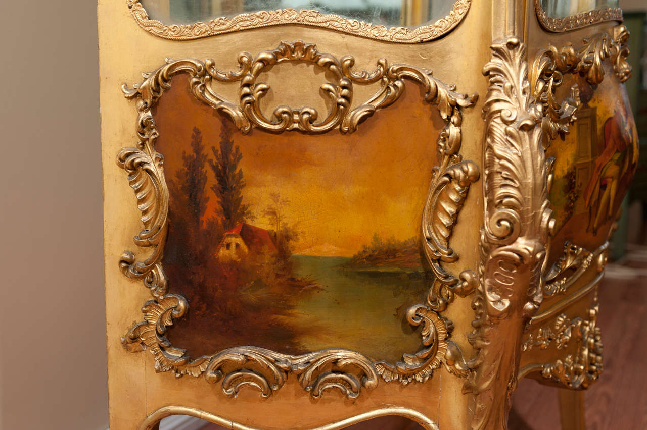 19th century Louis XV style gilded vitrine 4