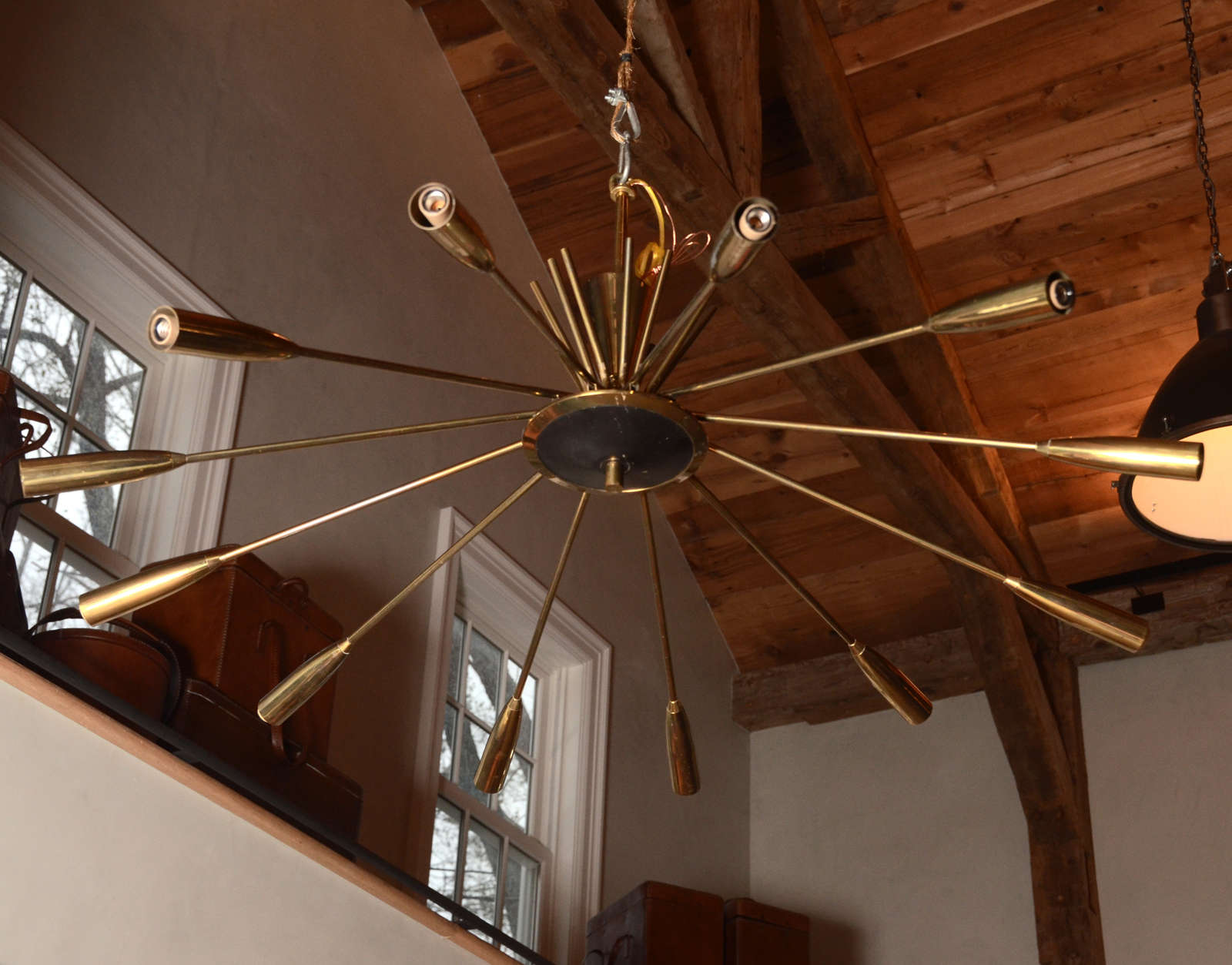 Beautiful and well crafted 12 Arm Chandelier by Stilnovo, Italy, made out of Brass.