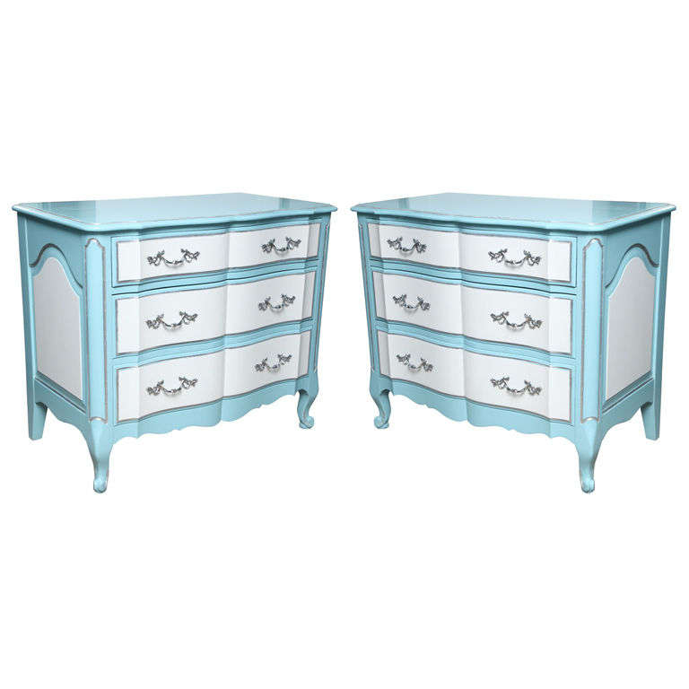 Pair of Chests of Drawers For Sale