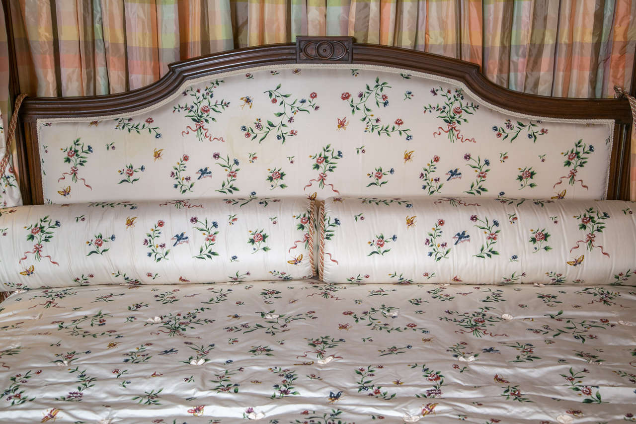 strawberry shortcake canopy bed