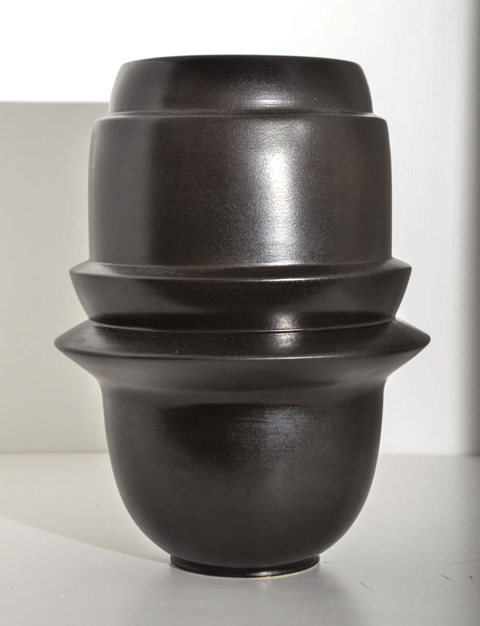 Milano Vase by Miri Mara
Black  Matte Ceramic