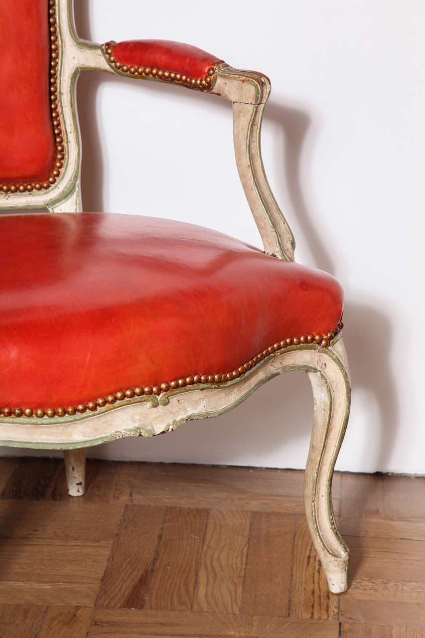 A Pair of Louis XV Carved and Painted Fauteuils. France, 19th Century In Good Condition In New York, NY