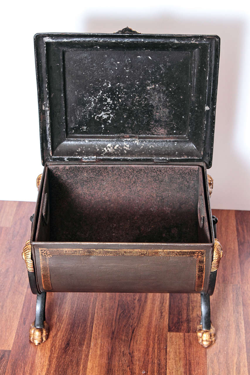 19th c  English coal hod by Henry Loveridge and company London For Sale 1