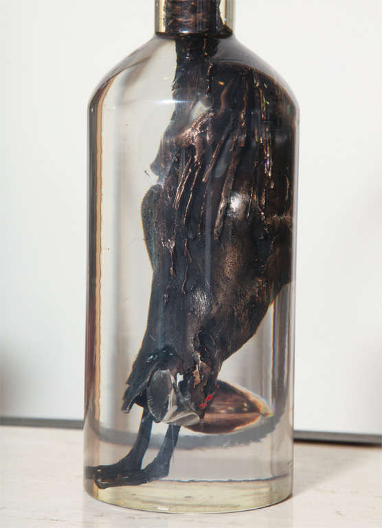 Milieu du XXe siècle Valeriano Trubbiani - Oiseau dans une bouteille - Sculpture signée en vente