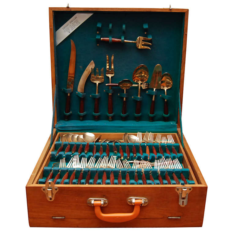 Flatware Set in Trunk