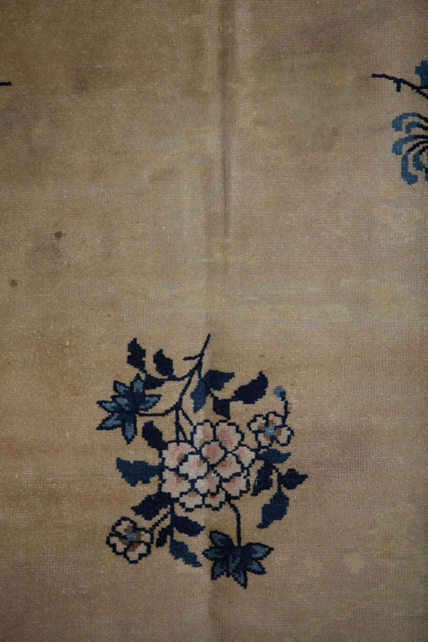 Chinesischer chinesischer Teppich, um 1920 (20. Jahrhundert) im Angebot