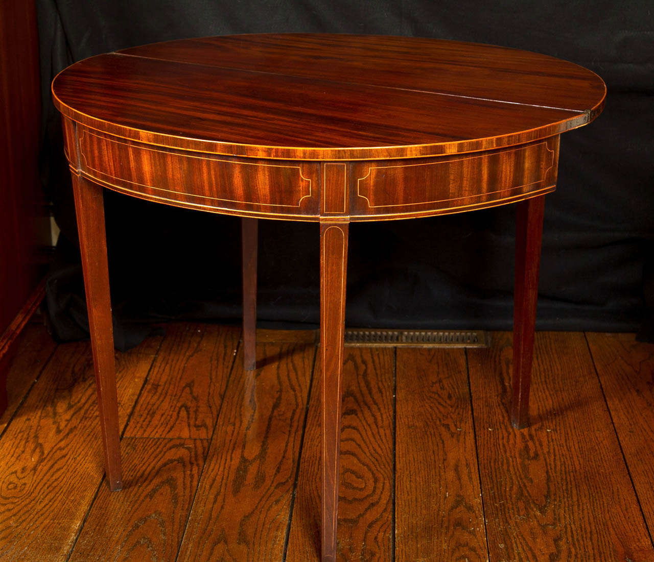 Mahogany Demilune Tea Table In Excellent Condition In Woodbury, CT