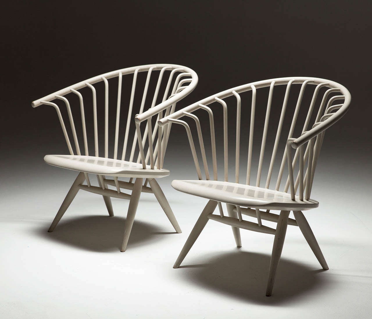 Wood Set of 2 White 'Crinolette' chair by Ilmari Tapiovaara