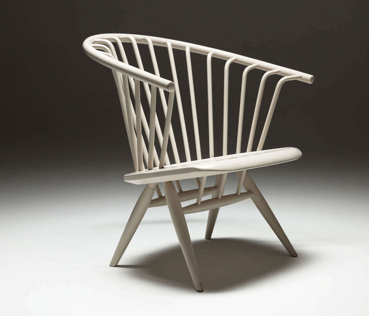Scandinavian Modern Set of 2 White 'Crinolette' chair by Ilmari Tapiovaara