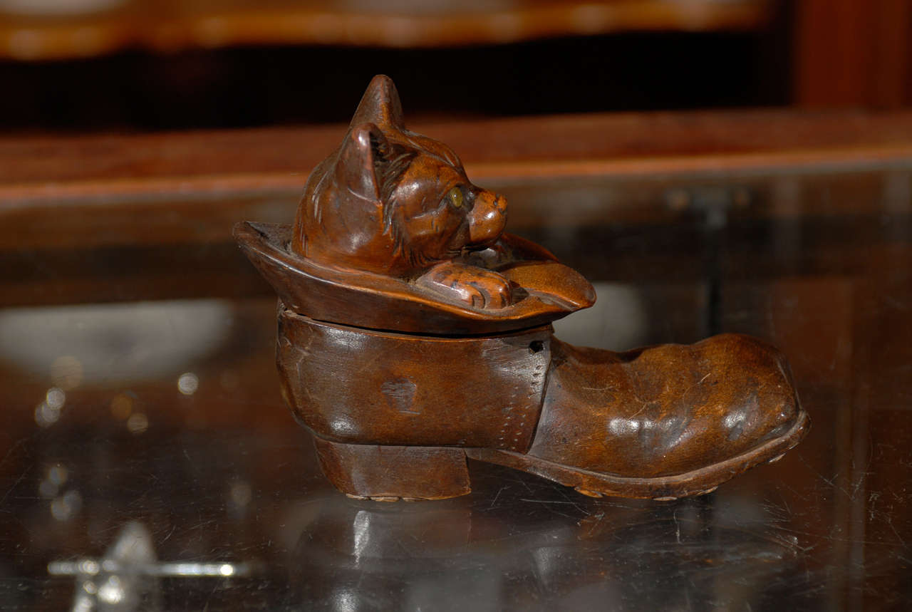 German Black Forest Carved Wood Cat in Boot inkwell from the Early 1900s 1