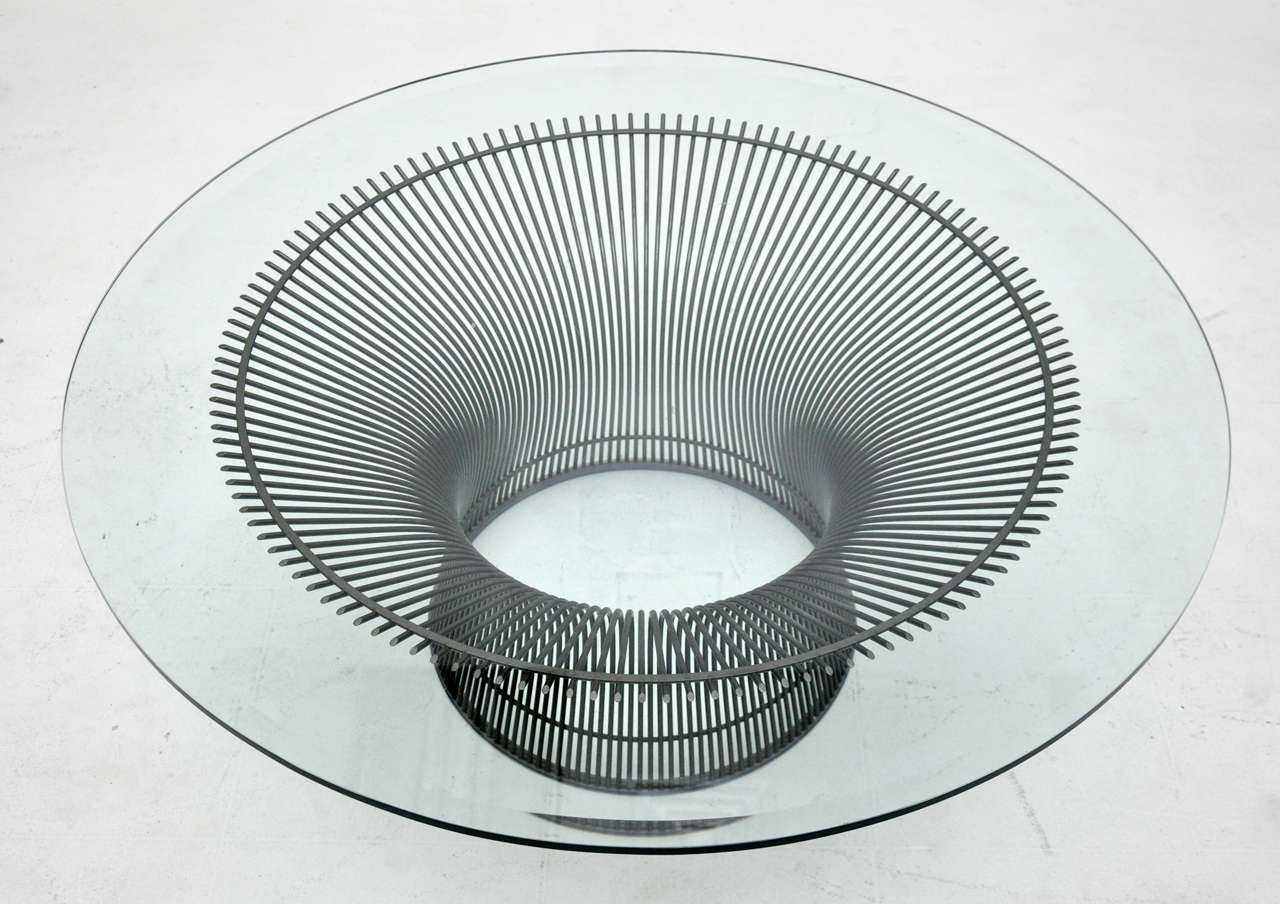 Warren Platner cocktail table for Knoll.  Bronze finish.  

Glass not included.  Glass can be cut to desired size.  Base measures 30
