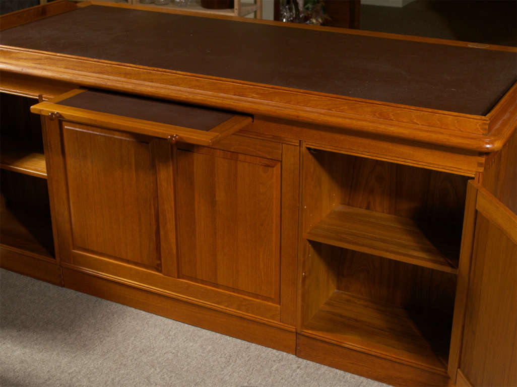 Danish Andreas Hansen for Hadsten Træindustri Teak Partners Desk 2