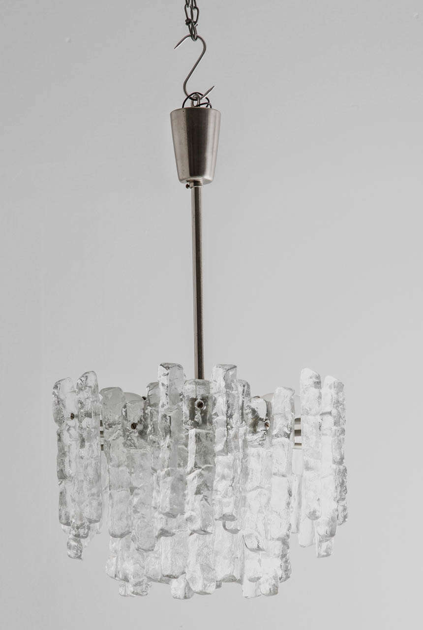 Dimension:Height 30 cm/Width 36 cm/ With chain 77 cm.