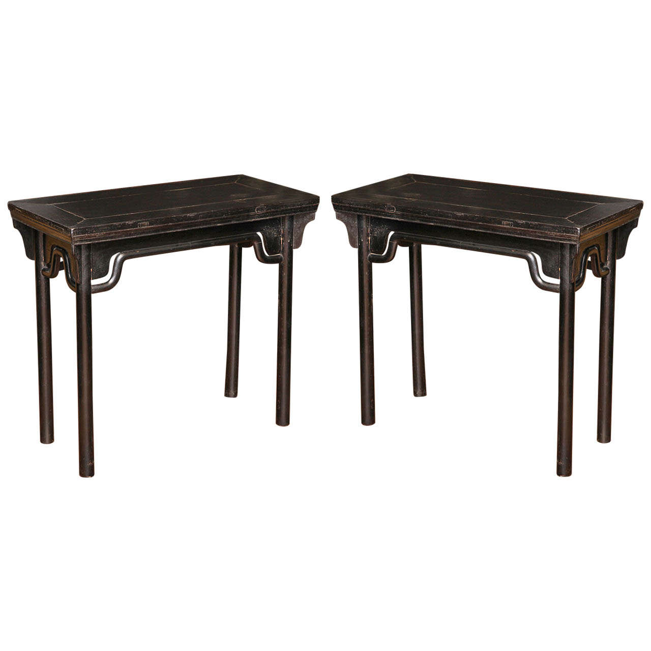 Qing Dynasty Small Brown Lacquered Elmwood Console from China, 19th Century