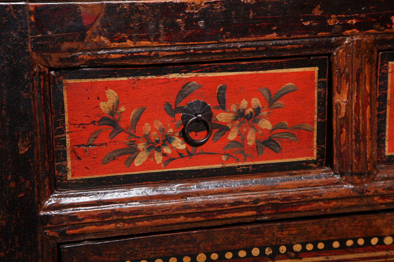 Hand-Painted Gansu Early 20th Century Painted Sideboard with Chinese Flower Patterns