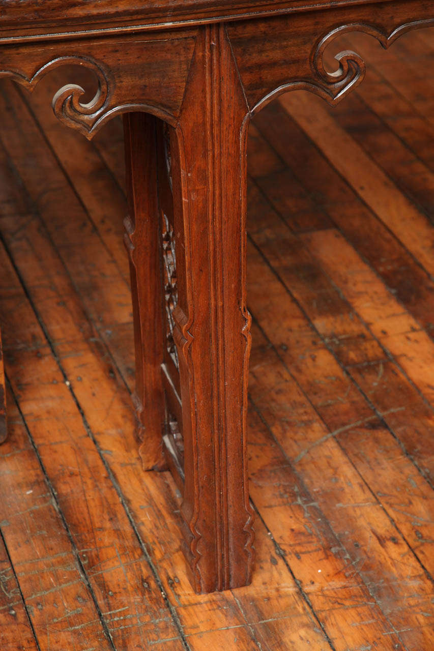 19th Century Chinese Long Carved Wooden Console Table with Fretwork Design 3